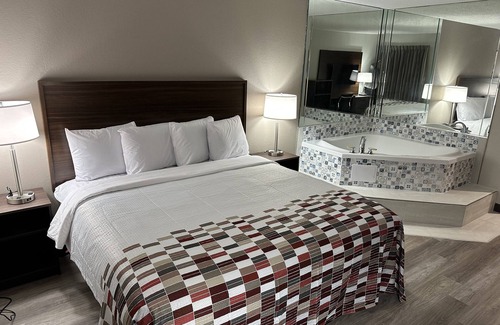Spring Hill Hotel | Red Roof Inn Charleston - Dunbar