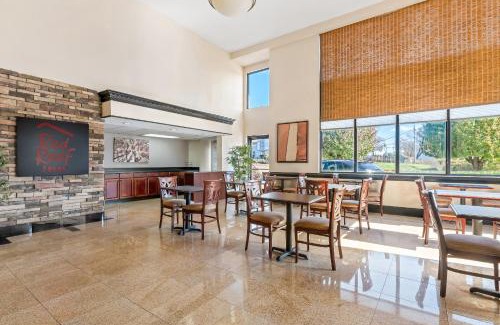 Charlotte Hotel | Red Roof Inn Charlotte - University