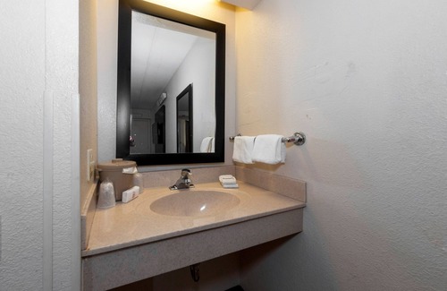 Lansing Hotel | Red Roof Inn Chicago - Lansing