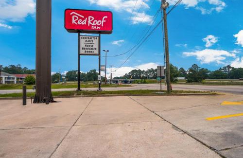 West Columbia Hotel | Red Roof Inn Columbia, SC Airport