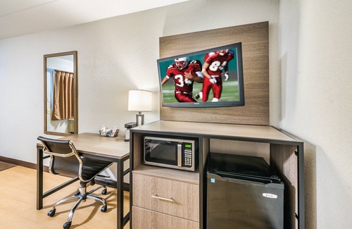 Miamisburg Hotel | Red Roof Inn Dayton South - Miamisburg