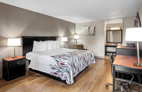 Hot Springs Hotel | Red Roof Inn Hot Springs