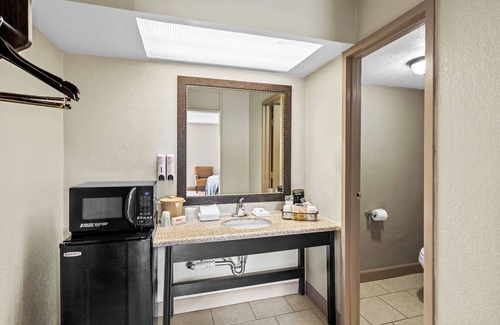 Hot Springs Hotel | Red Roof Inn Hot Springs