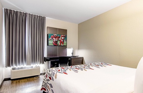 Locust Grove Hotel | Red Roof Inn Locust Grove