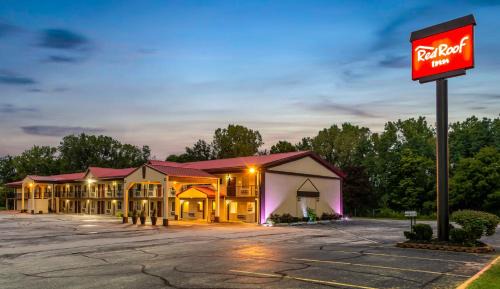 Marion Hotel | Red Roof Inn Marion, IN