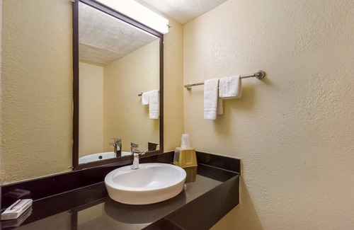 Plano Hotel | Red Roof Inn Plano