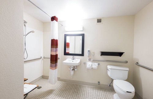 Woburn Hotel | Red Roof Inn PLUS+ Boston - Woburn/ Burlington