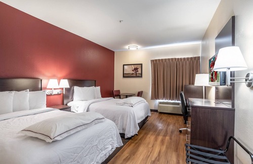 Interchange Square Hotel | Red Roof Inn PLUS+ Phoenix West