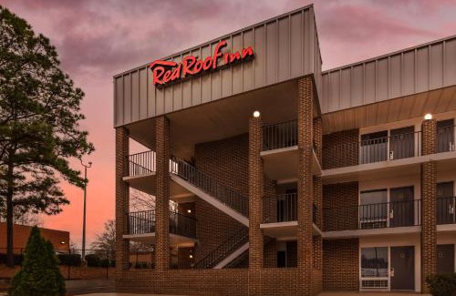 Southeast Raleigh Hotel | Red Roof Inn Raleigh Northeast - Downtown
