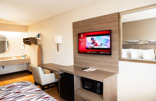 Henrietta Hotel | Red Roof Inn Rochester - Henrietta