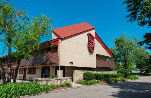 Rockford Hotel | Red Roof Inn Rockford East - Casino District