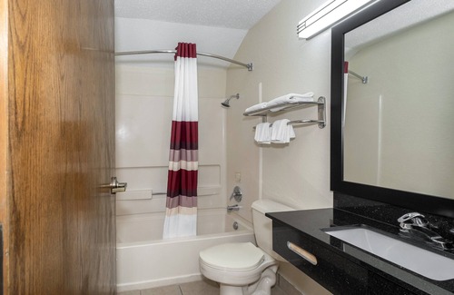 Springfield Hotel | Red Roof Inn Springfield, MO