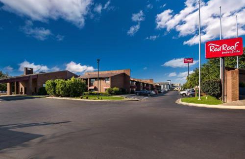 Lexington Hotel | Red Roof Inn & Suites Lexington - Hamburg