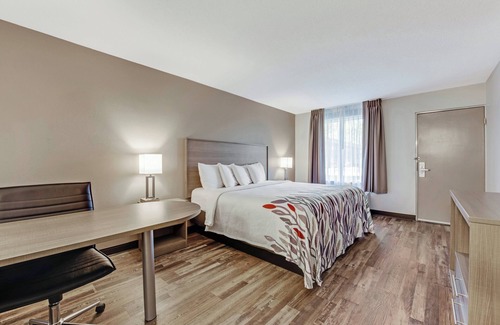 Wilkesboro Hotel | Red Roof Inn & Suites Wilkesboro