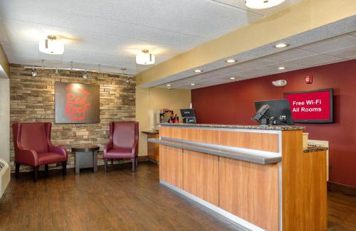 Tallahassee Hotel | Red Roof Inn Tallahassee - University