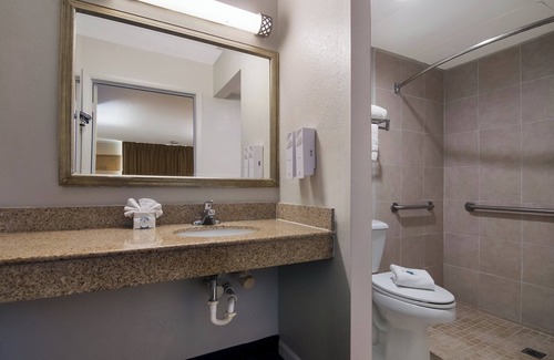 Vero Beach Hotel | Red Roof Inn Vero Beach - I-95