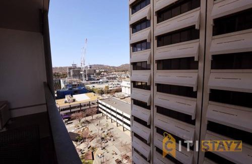 Phillip Apartamento | Red Rose Retreat - 1bd 1bth 1CarSp Apt