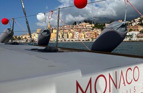 Monaco Alquiler De Eote | Red Sail