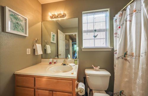 Oatmeal Cabina | Redbird Retreat On Lake Travis