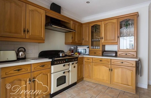 Weymouth Cabaña | Redcliff View Lodge