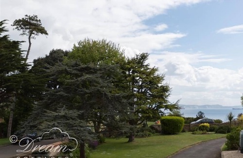 Weymouth Cabaña | Redcliff View Lodge
