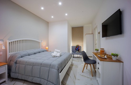 Naples Casa | REDDIMUS Guest House