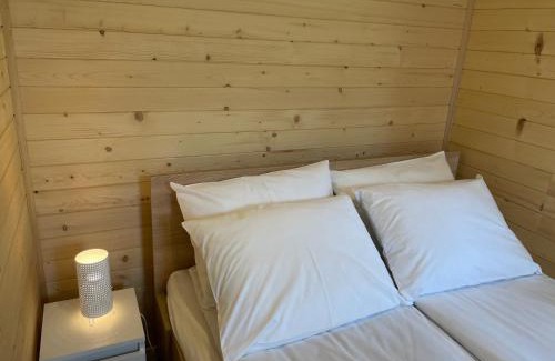 Zator Chalet De Esquí | RedDoor Zator Lake Houses