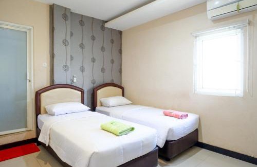 Palu Hotel | RedDoorz at Jalan Emmy Saelan Palu