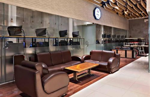 Medan Hotel | RedDoorz CBD Polonia Medan