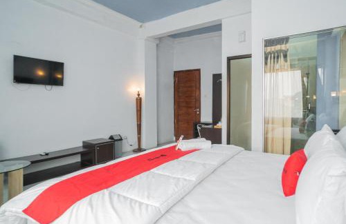 Bekasi Hotel | RedDoorz @ Kampung Sawah Jatimurni Bekasi