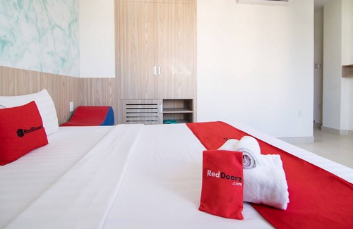 Binh Thanh Hotel | RedDoorz Love Hotel Tran Binh Trong Binh Thanh