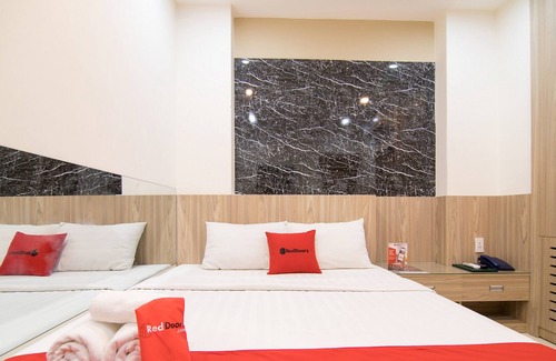 Binh Thanh Hotel | RedDoorz Love Hotel Tran Binh Trong Binh Thanh
