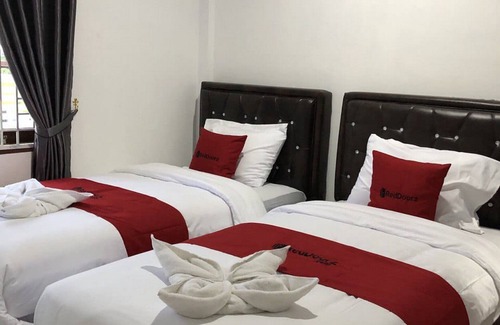 Medan Hotel | RedDoorz near CitraLand Gama City Medan