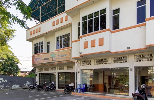Manado City Centre Casa | RedDoorz near Jalan Jendral Sudirman Manado