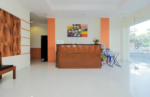 Manado City Centre Casa | RedDoorz near Jalan Jendral Sudirman Manado