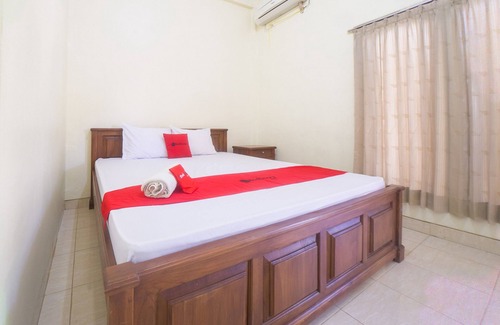 Kupang Casa | RedDoorz near Nusa Cendana University