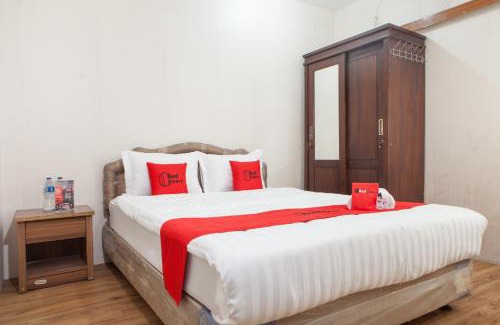 Surabaya Casa | RedDoorz near Pelabuhan Tanjung Perak 2 Surabaya