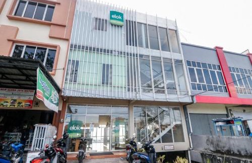 Balikpapan Casa | RedDoorz near Terminal Batu Ampar