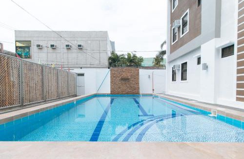 Taguig Hotel | RedDoorz Plus at DBuilders Poblacion BGC