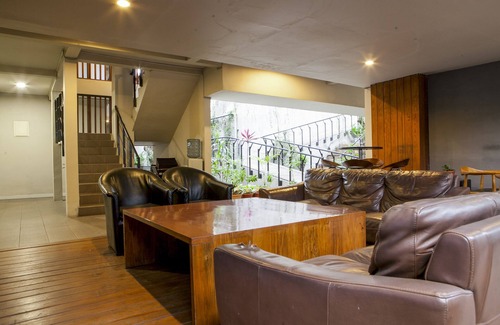 Astana Anyar Casa | RedDoorz Plus near Asia Afrika 3