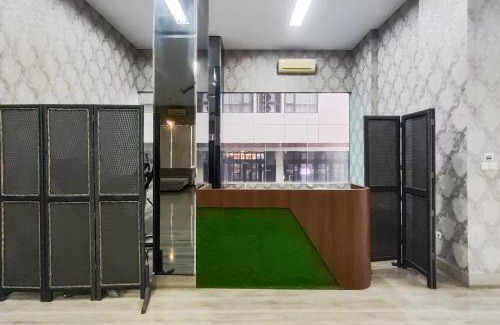 Bumi Serpong Damai Hotel | RedDoorz Plus Near ICE BSD Minerva