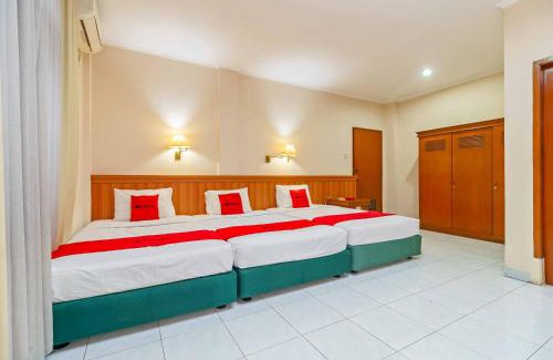 Ragunan Hotel | RedDoorz Plus near Kemang Raya