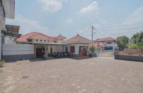 Majalengka Casa | RedDoorz Plus near RSUD Majalengka