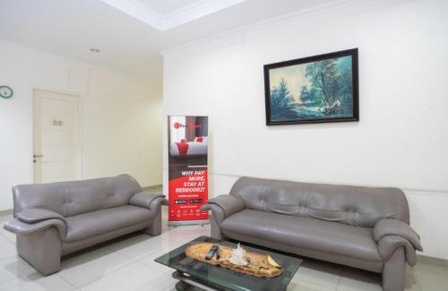Binong Casa | RedDoorz Plus near Siloam Karawaci