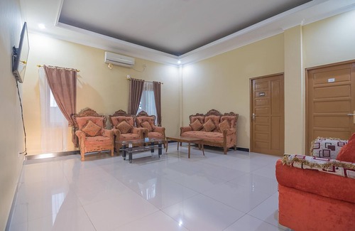 Banjarbaru Casa | RedDoorz Plus near Syamsudin Noor Airport 3