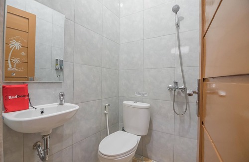 Banjarbaru Casa | RedDoorz Plus near Syamsudin Noor Airport 3