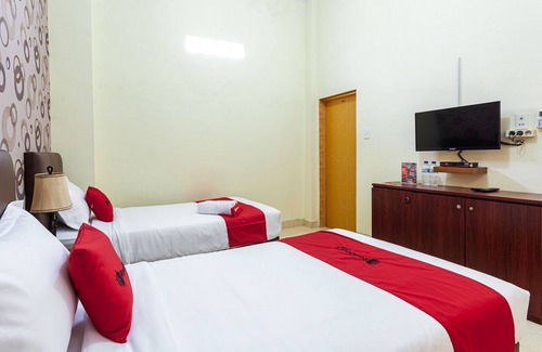 Medan Casa | RedDoorz Syariah @ Jalan Letda Sujono Tembung