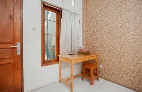 Bekasi Casa | RedDoorz Syariah near Jatisampurna Hospital