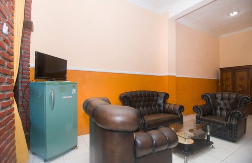 Sumenep Casa | RedDoorz Syariah near Keraton Sumenep