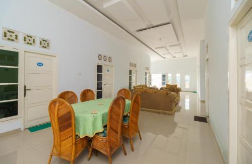 Palembang Casa | RedDoorz Syariah near Simpang Sekip Palembang